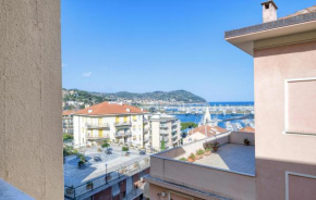4 Bedroom Awesome Apartment In Imperia
